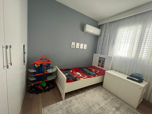 آپارتمان 3+1 برای فروش در GIRNE ZEYTİNLİK