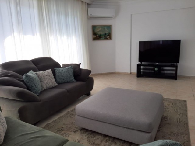 3+1 FLAT FOR RENT IN GIRNE CENTER, CLOSE TO 23 NISAN PRIMARY SCHOOL