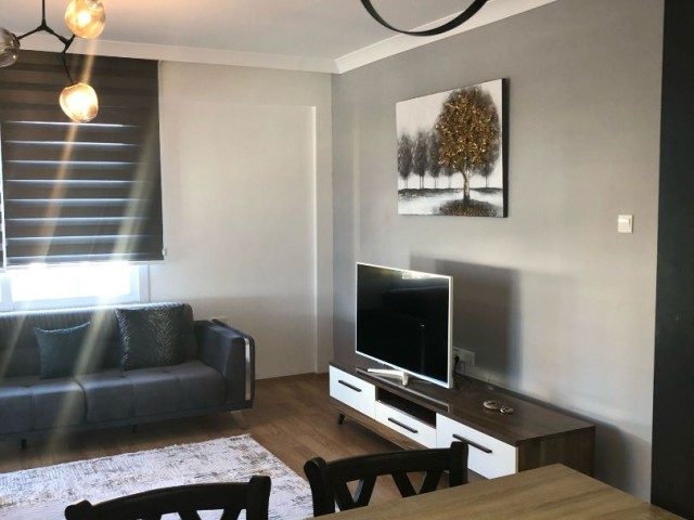 3+1 FLAT FOR RENT IN A SITE WITH POOL IN KYRENIA CENTER