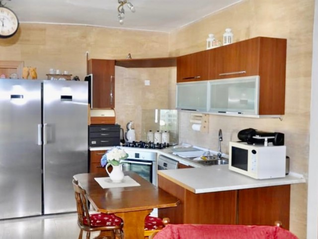 3+1 FLAT FOR SALE IN KYRENIA CENTER