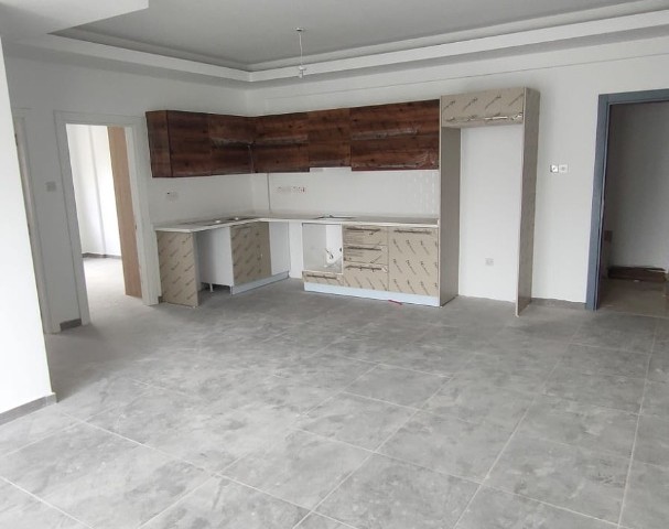 2+1 FLAT FOR SALE IN KYRENIA CENTER