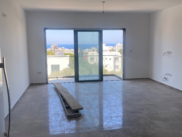 GIRNE CENTER 3+1 NEW AMAZING FLAT FOR SALE