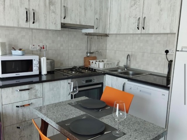 FULLY FURNISHED 1+1 IN KYRENIA CENTER. APARTMENT FOR SALE