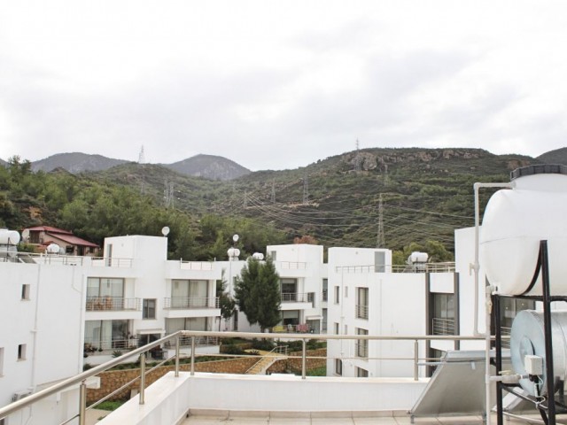 Ciklos'ta 3 Katlı İkiz Villa