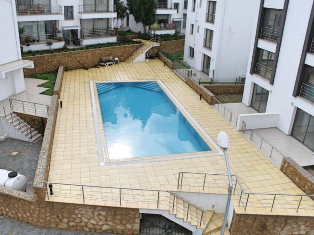 Ciklos'ta 3 Katlı İkiz Villa