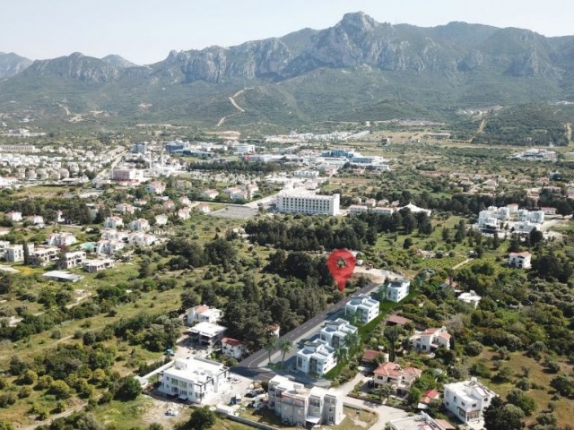 تخت برای فروش in Girne Merkez, گیرنه