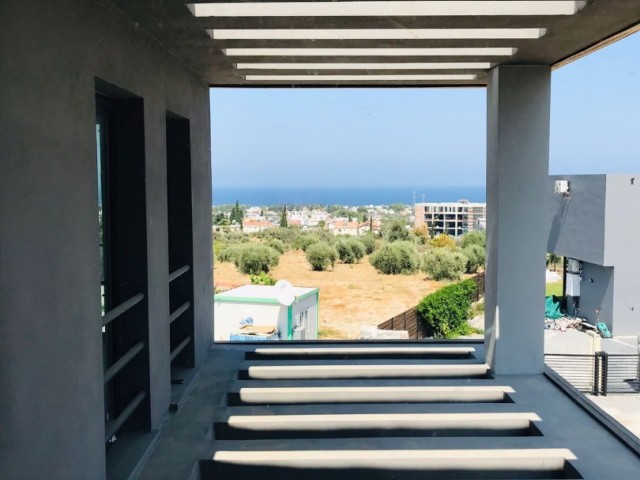 3+1 VILLA ZUM VERKAUF MIT BLICK AUF EDREMIT DE DENIZ ** 