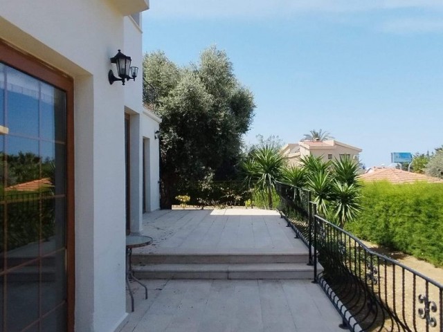 4+2 VILLA FOR RENT IN ESENTEPE