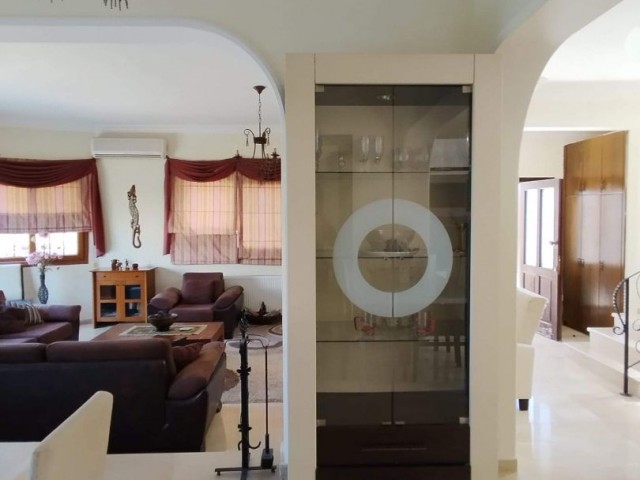 4+2 VILLA FOR RENT IN ESENTEPE