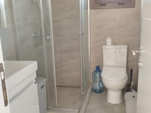 Penthouse zu vermieten in Yenibogazici