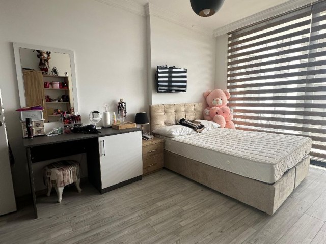 1+1 for sale in YUKARI GIRNE 