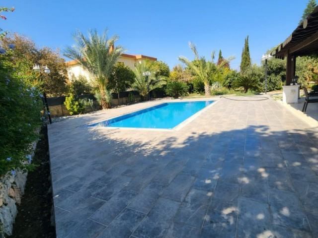 3+1 VILLA FOR RENT WITH POOL IN ALSANCAK