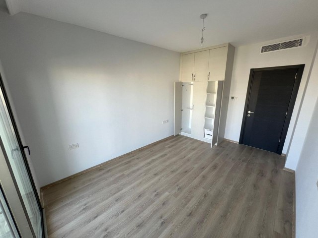 NİL BURAK RESIDENCE 2+1 WOHNUNGEN ZUM VERKAUF MIT ERSTAUNLICHER AUSSICHT