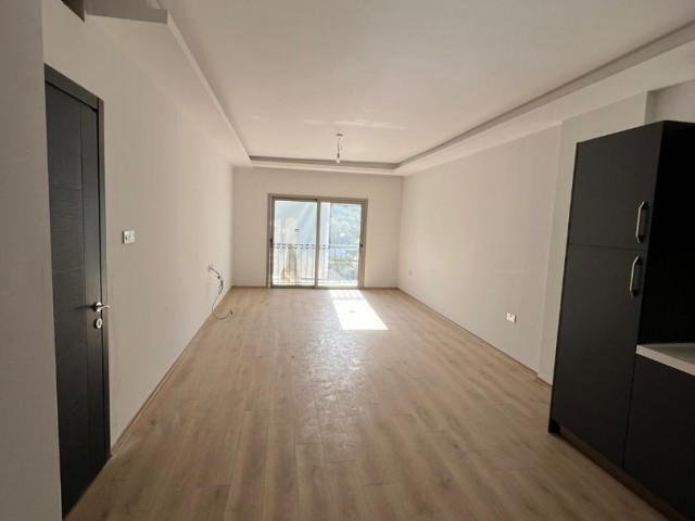 NİL BURAK RESIDENCE 2+1 WOHNUNGEN ZUM VERKAUF MIT ERSTAUNLICHER AUSSICHT