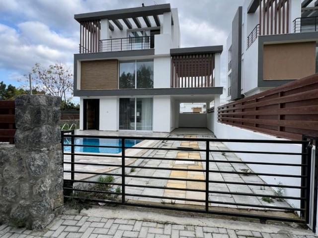 3+1 SEA VIEW VILLA IN KARAOĞLANOĞLU