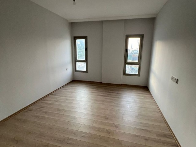 NİL BURAK RESIDENCE 3+1 WOHNUNGEN MIT BERG- UND MEERBLICK