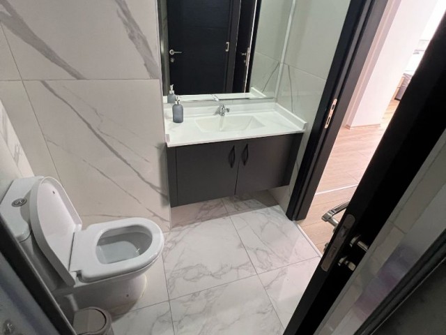 NİL BURAK RESIDENCE 2+1 KOMPLETT MÖBLIERTE WOHNUNG MIT BERGBLICK