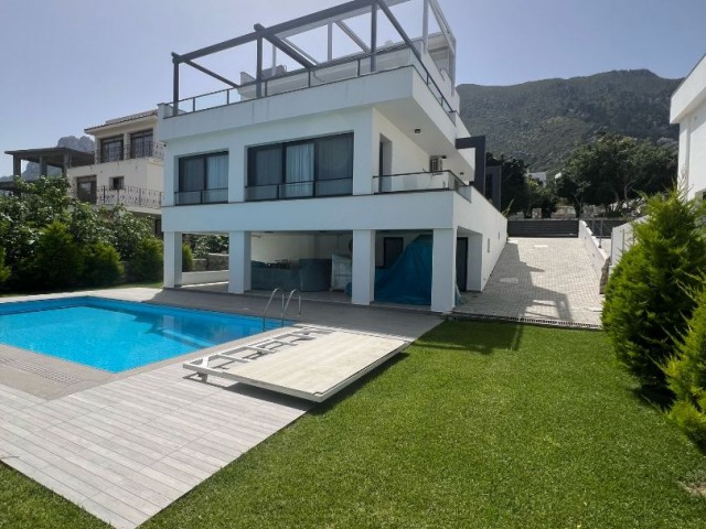 KARMİDE 3+1 VILLA ZU VERMIETEN MIT NATUR- UND MEERBLICK/POOL