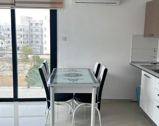 GİRNE MERKEZ'DE 2+1 SATILIK EŞYALI DAİRE 