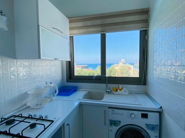 STUDIOWOHNUNG MIT POOL ZUR TÄGLICHEN MIETE IN GIRNE KARAOĞLANOĞLU