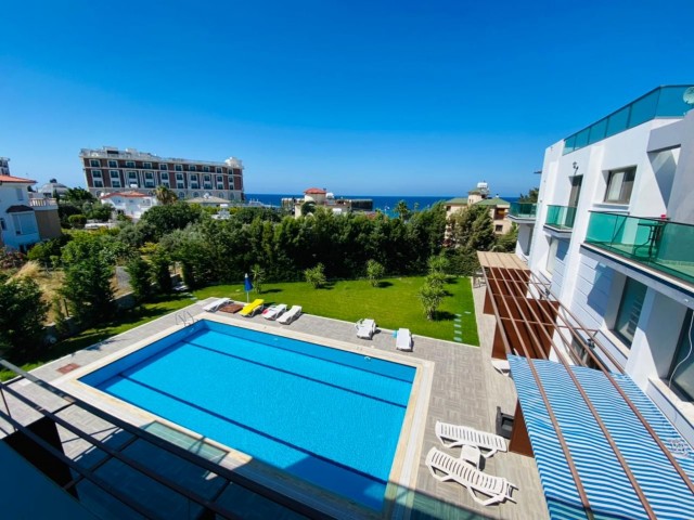 STUDIOWOHNUNG MIT POOL ZUR TÄGLICHEN MIETE IN GIRNE KARAOĞLANOĞLU