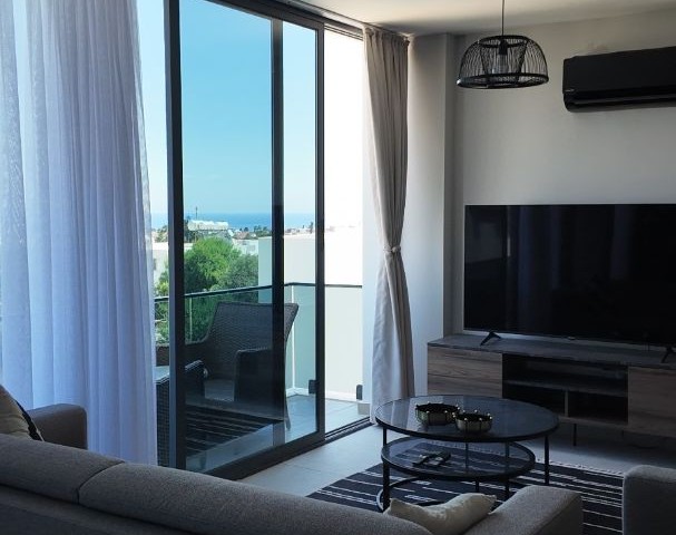 GİRNE ALSANCAKTA SİTE İÇERİSİNDE 3+1  FULL EŞYALI PENTHOUSE