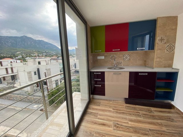 KARAOĞLANOĞLU TRIPLEX 3+1 PRIVATE VILLA WITH SEA VIEW