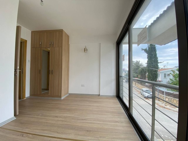 KARAOĞLANOĞLU TRIPLEX 3+1 PRIVATE VILLA WITH SEA VIEW