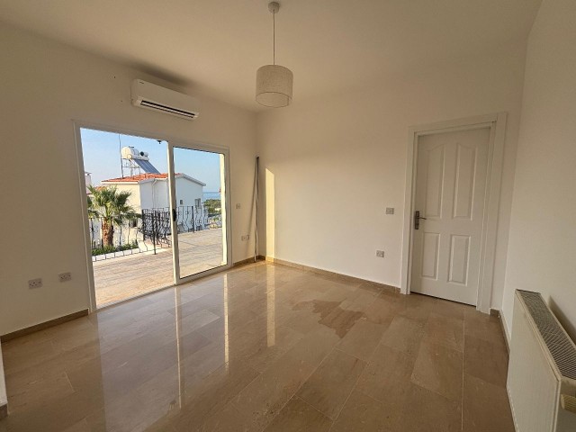 4+2 PRIVATVILLA MIT MEERBLICK UND POOL ZU VERMIETEN IN ALSANCAK