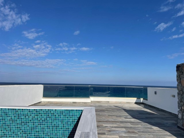 SOLD Penthouse with a magnificent 2+1 private pool on the roof terrace in ESENTEPE