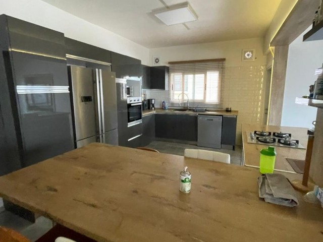 3 bedroom flat for sale at Nicosia 