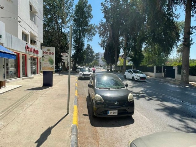 Bedrettin Demirel Caddesi üzeri satılık iş yeri