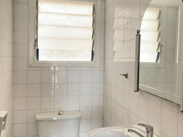 Flat For Sale in Küçük Kaymaklı, Nicosia