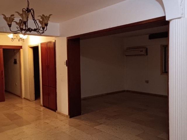 3+1 Flat in Dereboyun