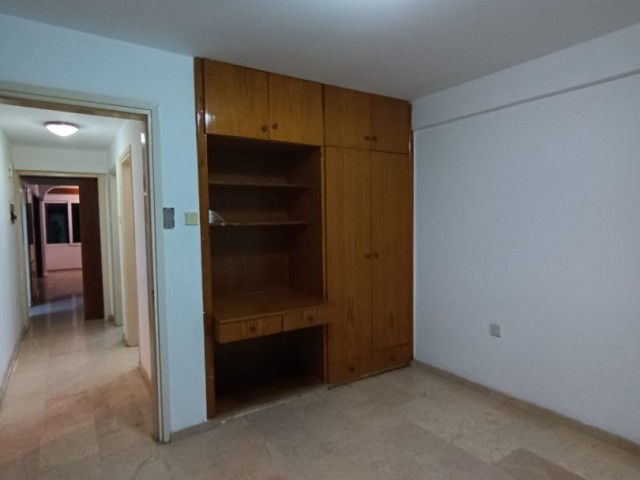 3+1 Flat in Dereboyun