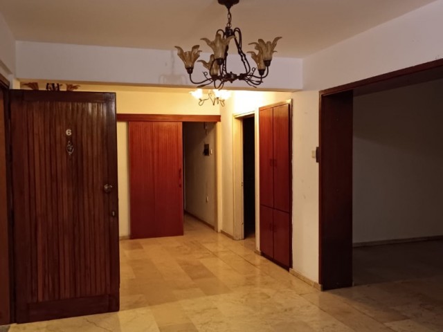 3+1 Flat in Dereboyun