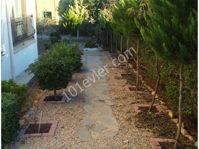 Villa For Sale in Çatalköy, Kyrenia