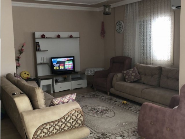 GIRNE LIMAN MEVKİİNDE 3+1 ÇOK BAKIMLI EŞYALI DAİRE