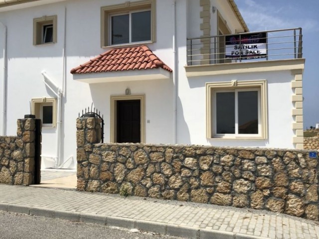 Villa To Rent in Karşıyaka, Kyrenia