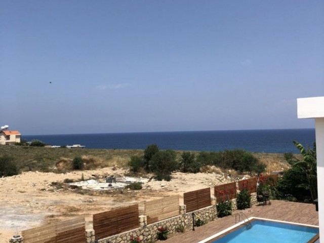 Villa To Rent in Karşıyaka, Kyrenia