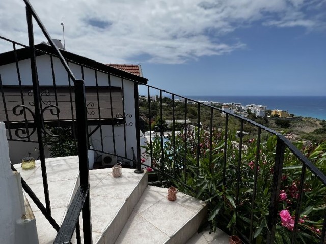 2 Schlafzimmer Bungalow in Esentepe mit Meerblick