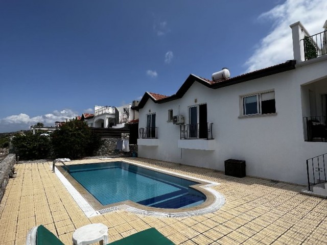 2 Schlafzimmer Bungalow in Esentepe mit Meerblick