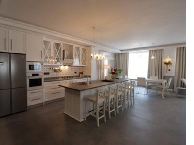 Penthouse in Iskele, tolles Angebot und Investitionsmöglichkeit, 198 m² für 320.000 £