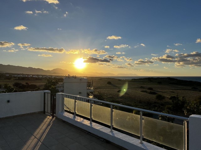 "Exquisite 2-Bedroom Penthouse with Panoramic Views in Tatlisu, North Cyprus"