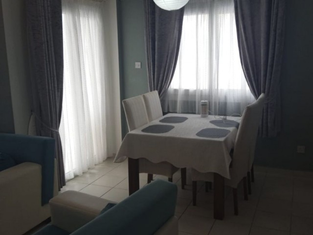 Kyrenia Alsancak. 3+1 flat, 2 bathrooms, within the complex. 1 floor.