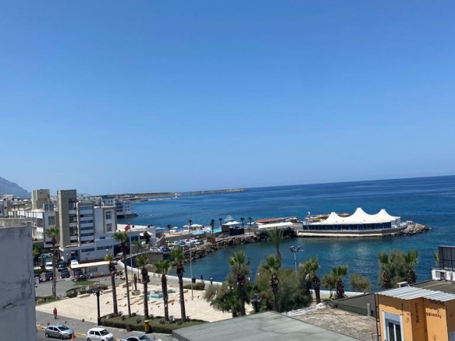 5+1 flat for sale in Kyrenia Old Port