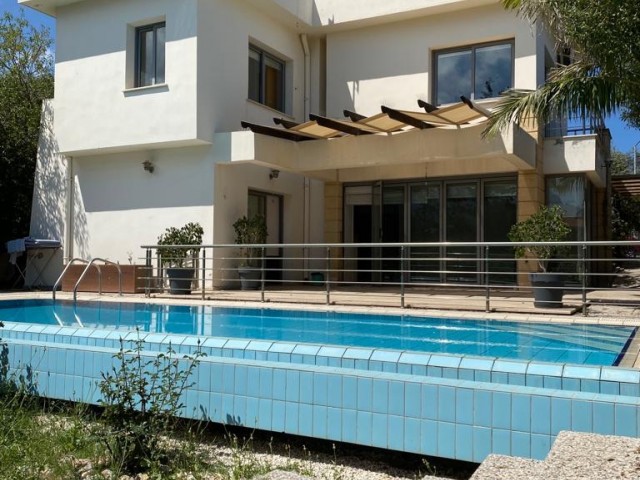 3+1 Villa zum Verkauf in Alsancak