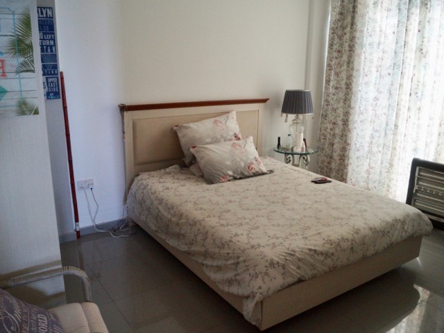 3+1 Penthouse zum Verkauf im Zentrum von Kyrenia