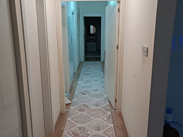 3+1 Wohnung zum Verkauf mit unmöblierter Aussicht in New Bosphorus