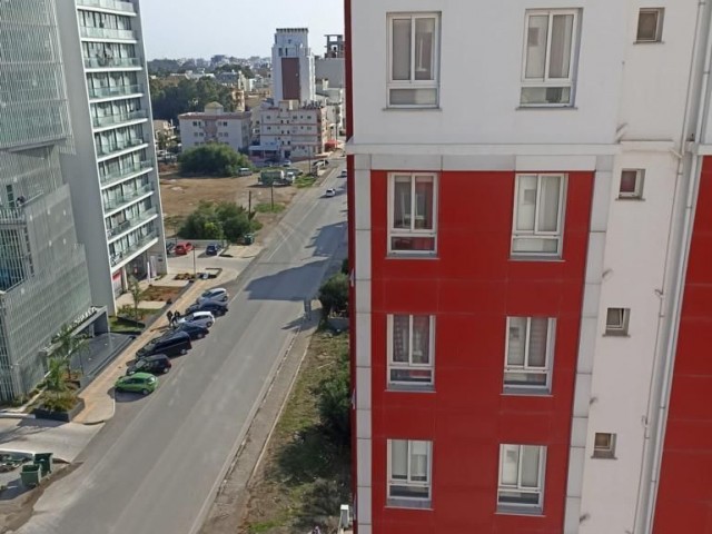 Magusa Doğu Akdeniz Üniversitesi Yanı Yüksek Kira Getirili 2+1 Satılık Daire